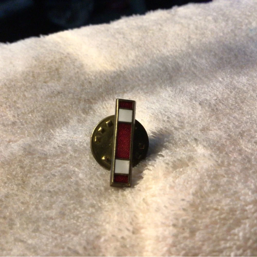 The Unbranded Brand classic red